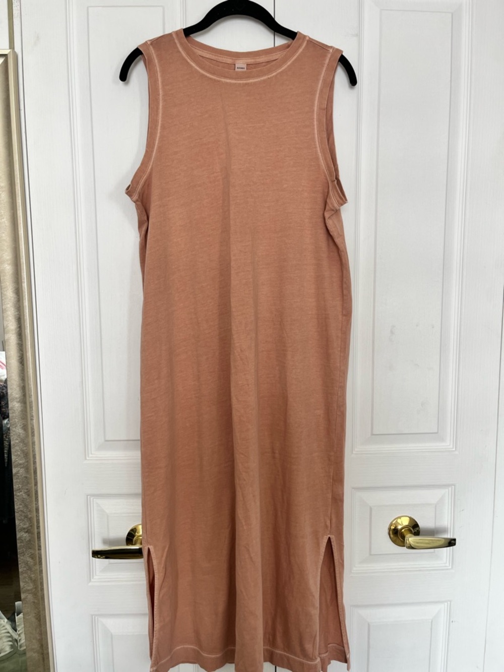 Old Navy Sleeveless Maxi Dress in Dusty Peach